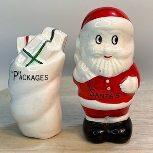 Vintage Ceramic F W Woolworth Christmas Santas Packages Salt and Pepper Shakers